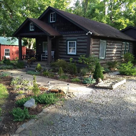 The Bent Branch Lodge - A Gnomes Retreat - Historic Virginia Log Cabin, Coy Pond And Babbling Brook Lynchburg Exterior foto